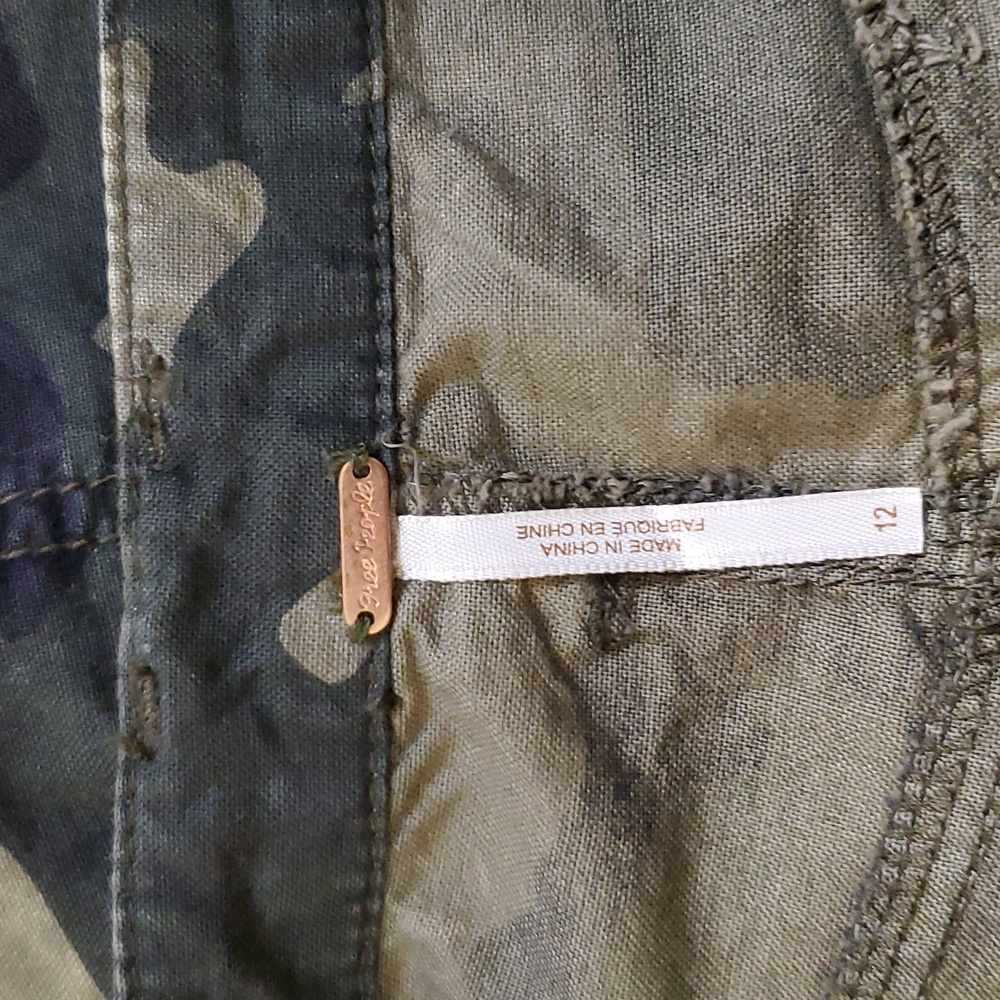 Free People Camo Utility Cargo Balloon Drawstring Pants 12 - Picture 6 of 6